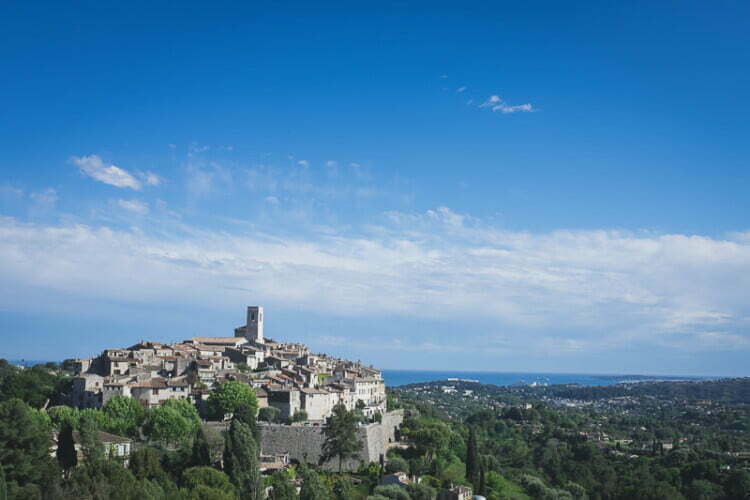 Best Proposal Places in the French Riviera 11 Saint Paul de Vence Wedding Proposal Family Photoshoot session 1959