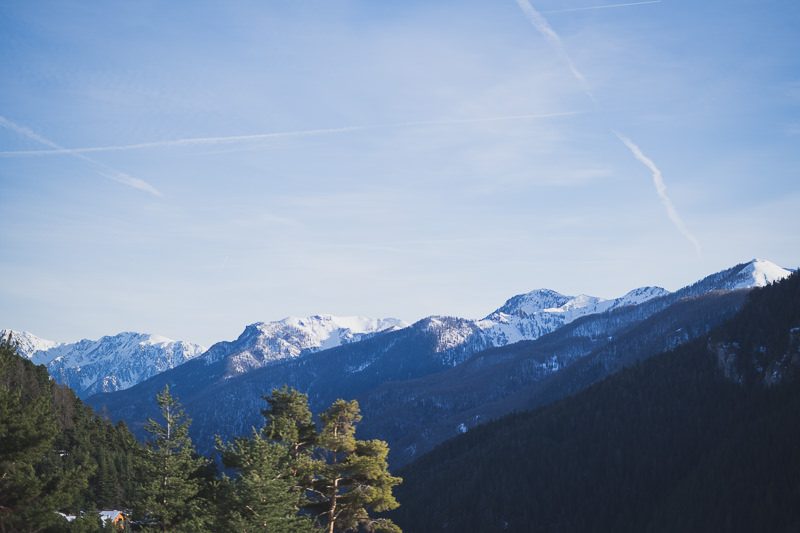 French Alps babymoon, Winter maternity session with snow in Auron.
Pictures by wildroses