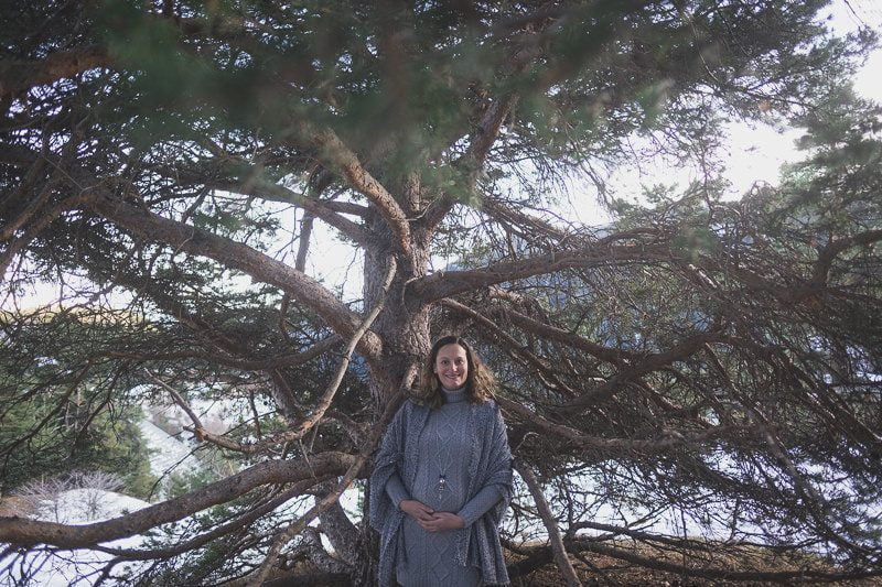 French Alps babymoon, Winter maternity session with snow in Auron.
Pictures by wildroses