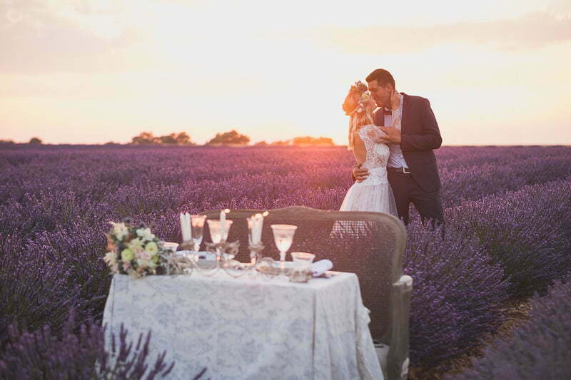 Lavender fields couple photo session south of France wedding 9677