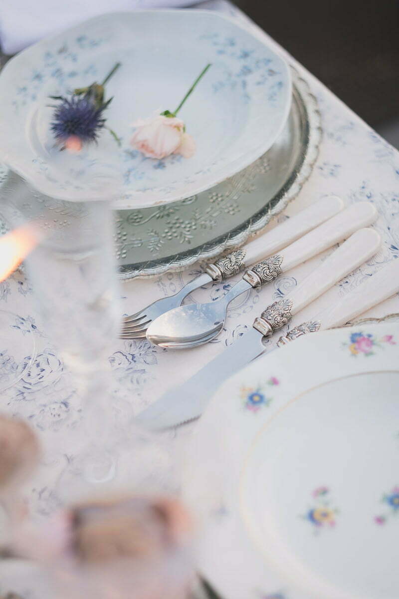 Lavender fields couple photo session south of France wedding 9741