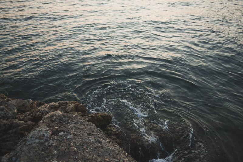 French Riviera Babymoon seaside Maternity photo session
Pictures by Wildroses