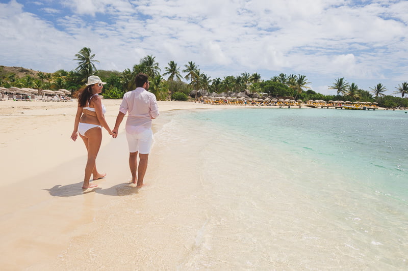 Post wedding maternity photo session Sint Maarteen caribbean 6740 8