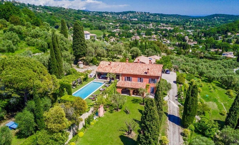 Intimate Elopement Wedding french Riviera Mas in Provence