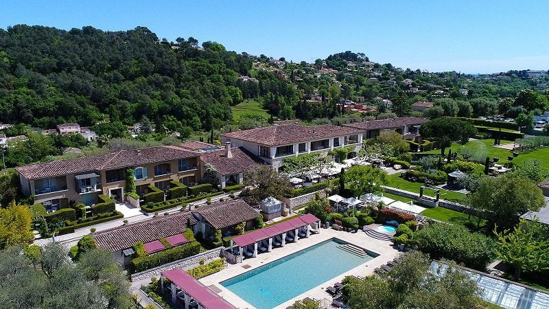 Le Mas de Pierre Proposal wedding honeymoon Saint Paul de Vence