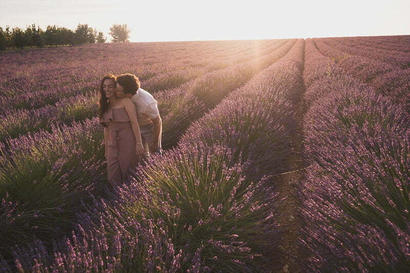 Lavender Wedding porposal Valensole Provence 1053