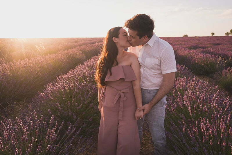 Lavender Wedding porposal Valensole Provence 1059