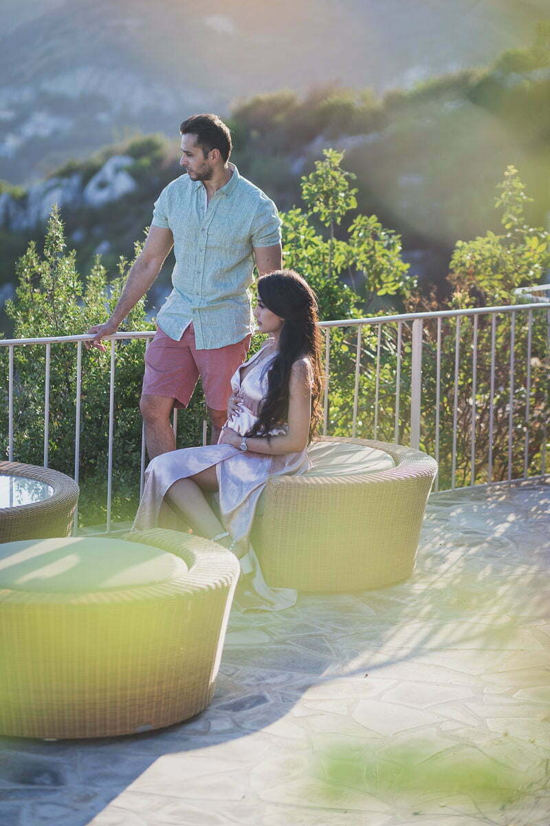 French Riviera Babymoon at Chateau Chevre d'Or. Maternity picture facing the coastline at sunset
Pictures by Wildroses