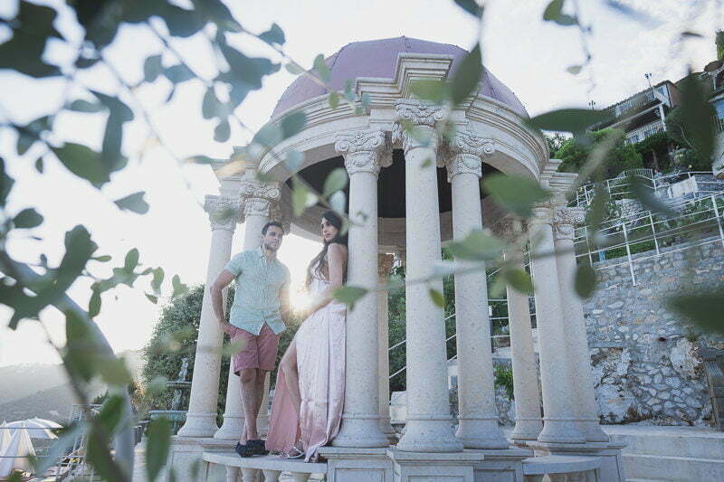 French Riviera Babymoon at Chateau Chevre d'Or. Maternity picture facing the coastline at sunset
Pictures by Wildroses