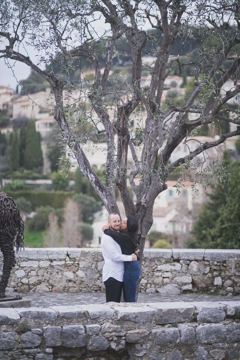 Saint-Paul de vence Winter surprise proposal with picnic
Proposal planner and photographer : WildRoses 