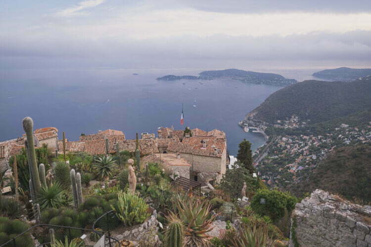 Best Proposal Places in the French Riviera 8 Eze Chateau Eza Wedding proposal Balcony 2034