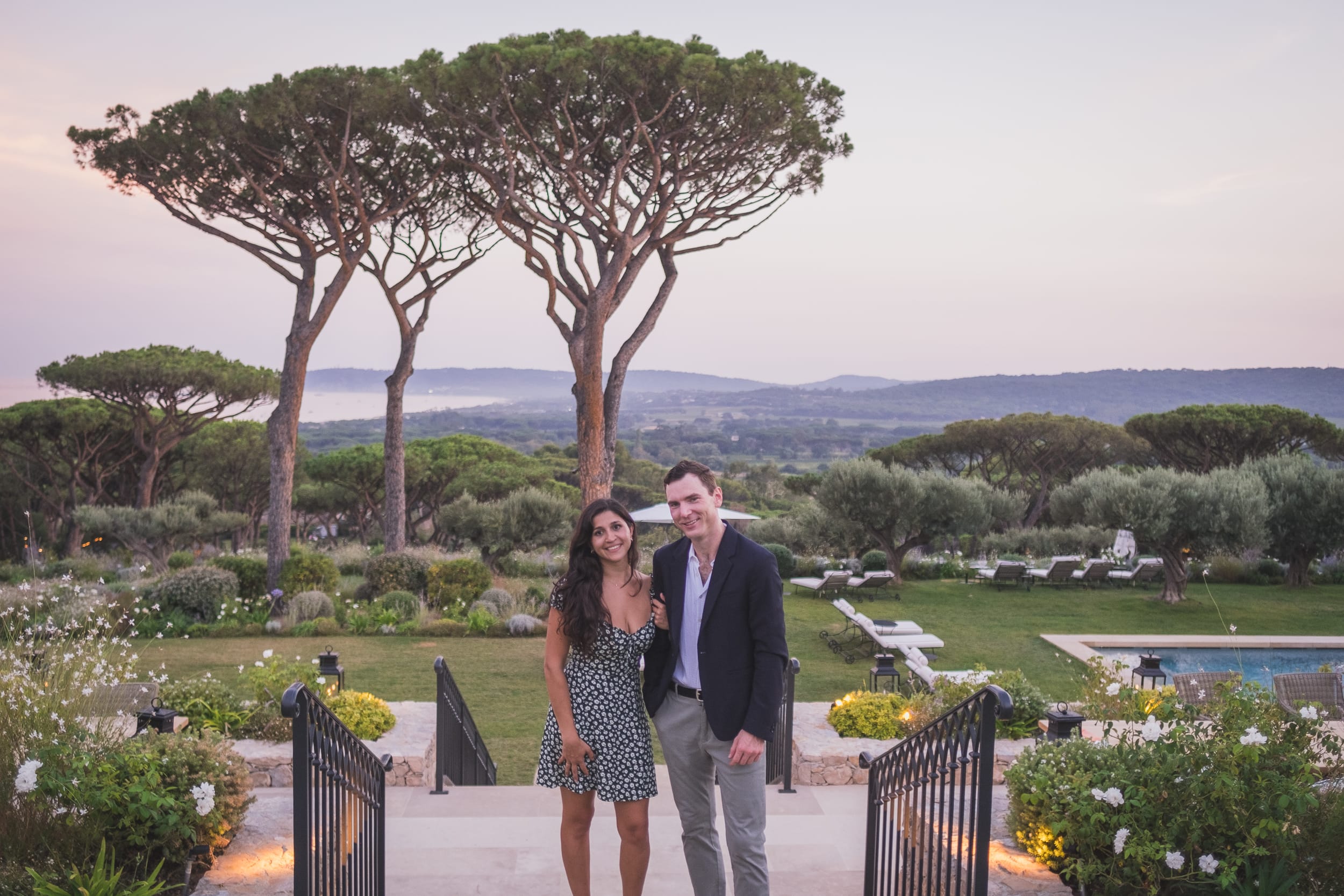 Château de la Messardière emotional Proposal overlooking Pampelonne beach at sunset