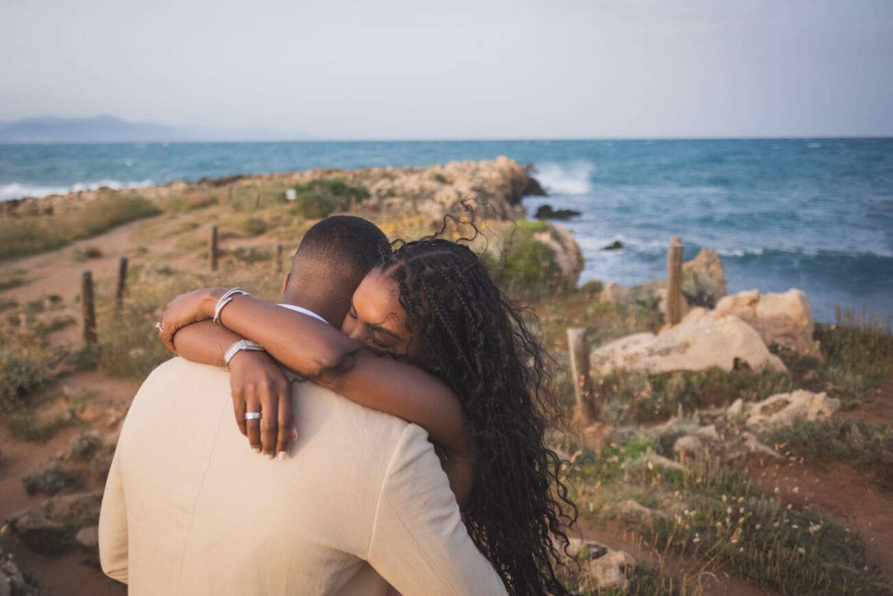 Antibes Seaside Proposal 1082