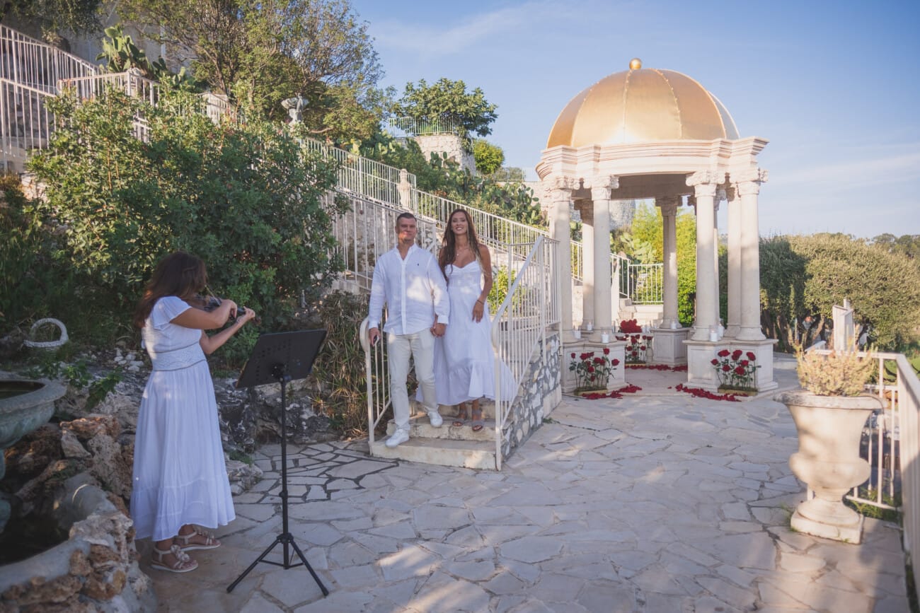 Chateau Chevre D or Wedding Proposal 1037