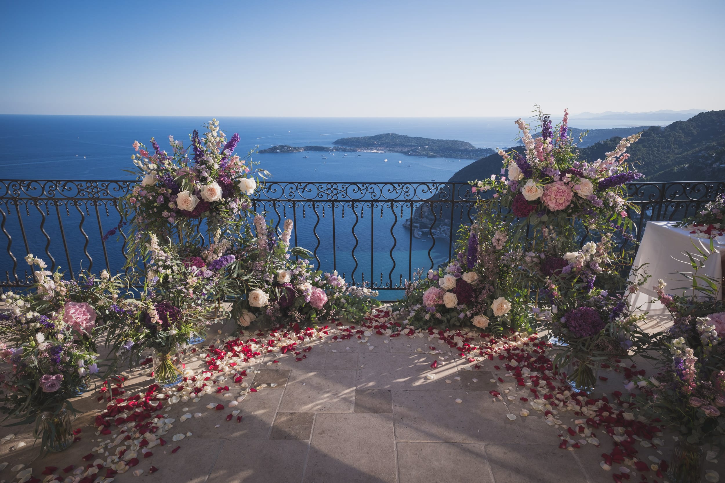 Journal 6 Chateau Eza Salon Royal Proposal 1000