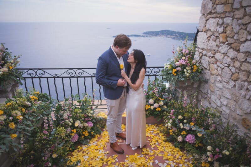 French Riviera Septembre proposal yellow color 1038