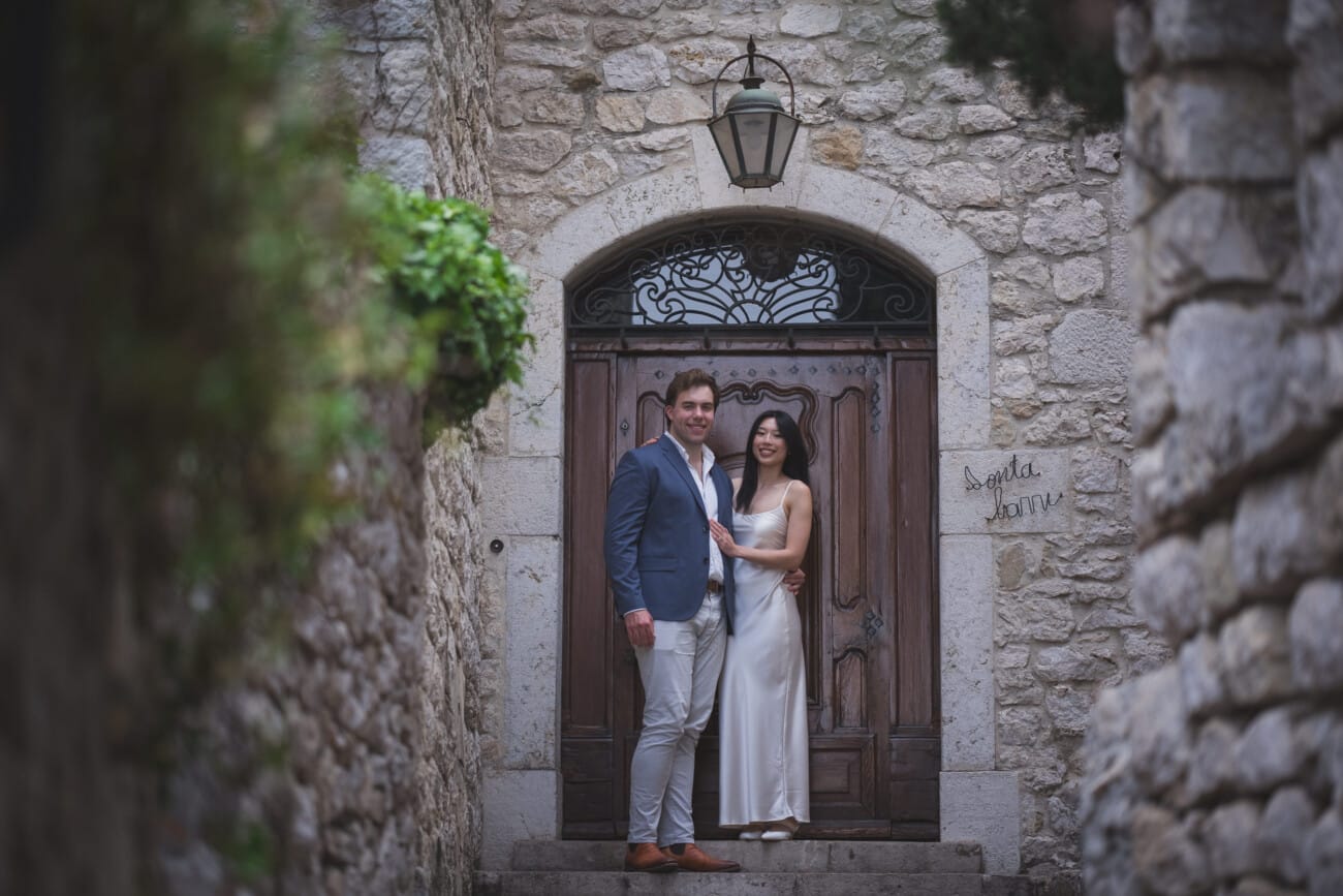 French Riviera Septembre proposal yellow color 1086