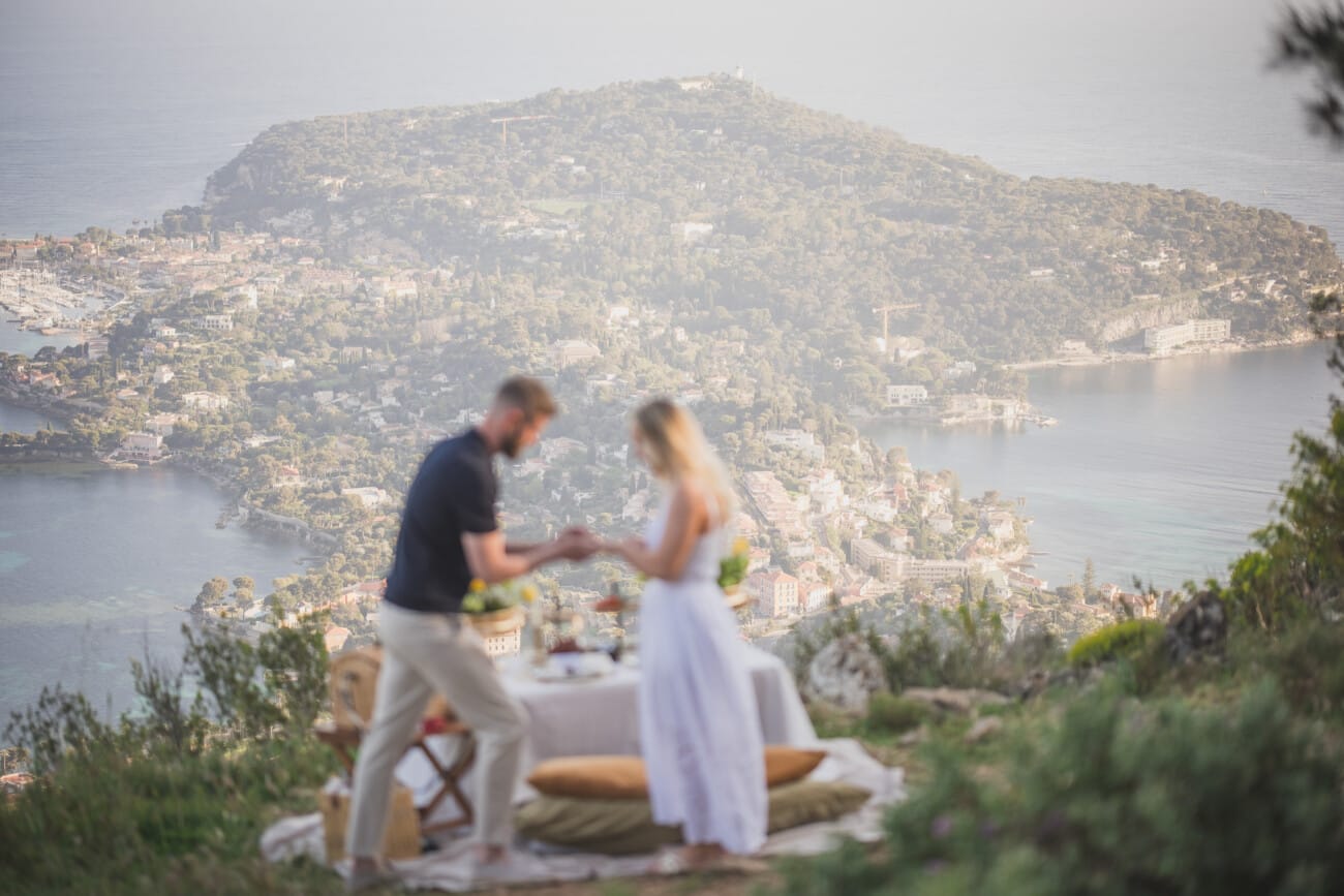 French Riviera Intimate proposal picnic 1029