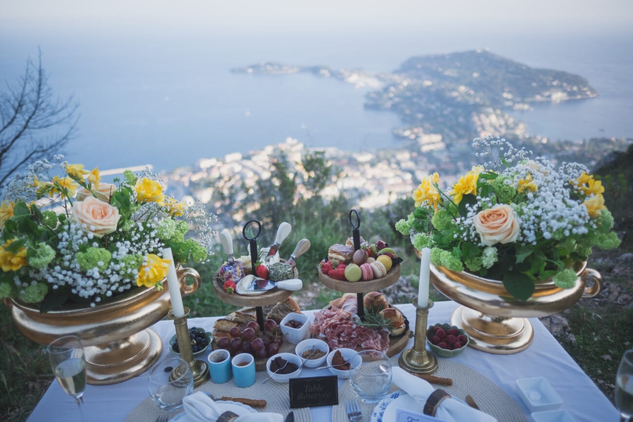 French Riviera Intimate proposal picnic 1094