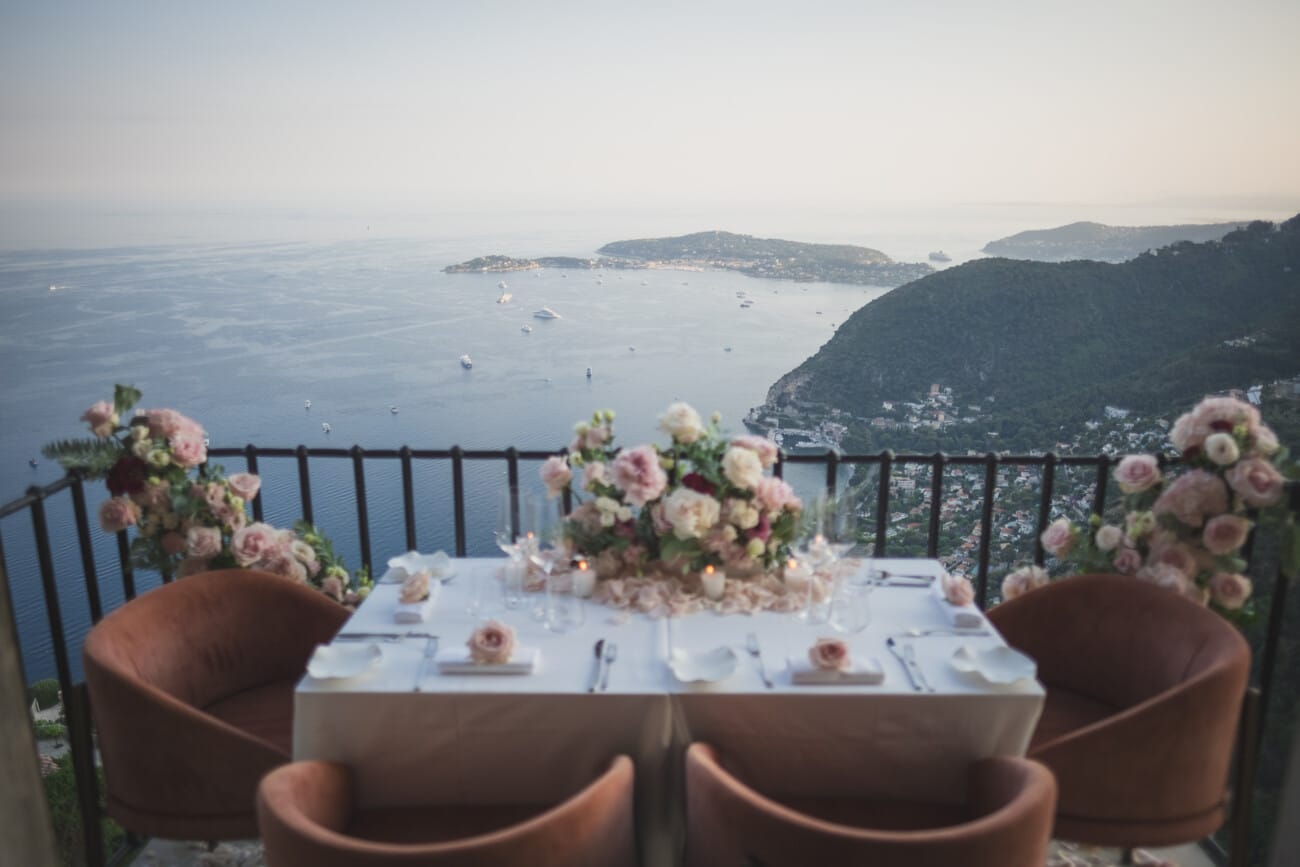 French Riviera romantic proposal with friends 100
