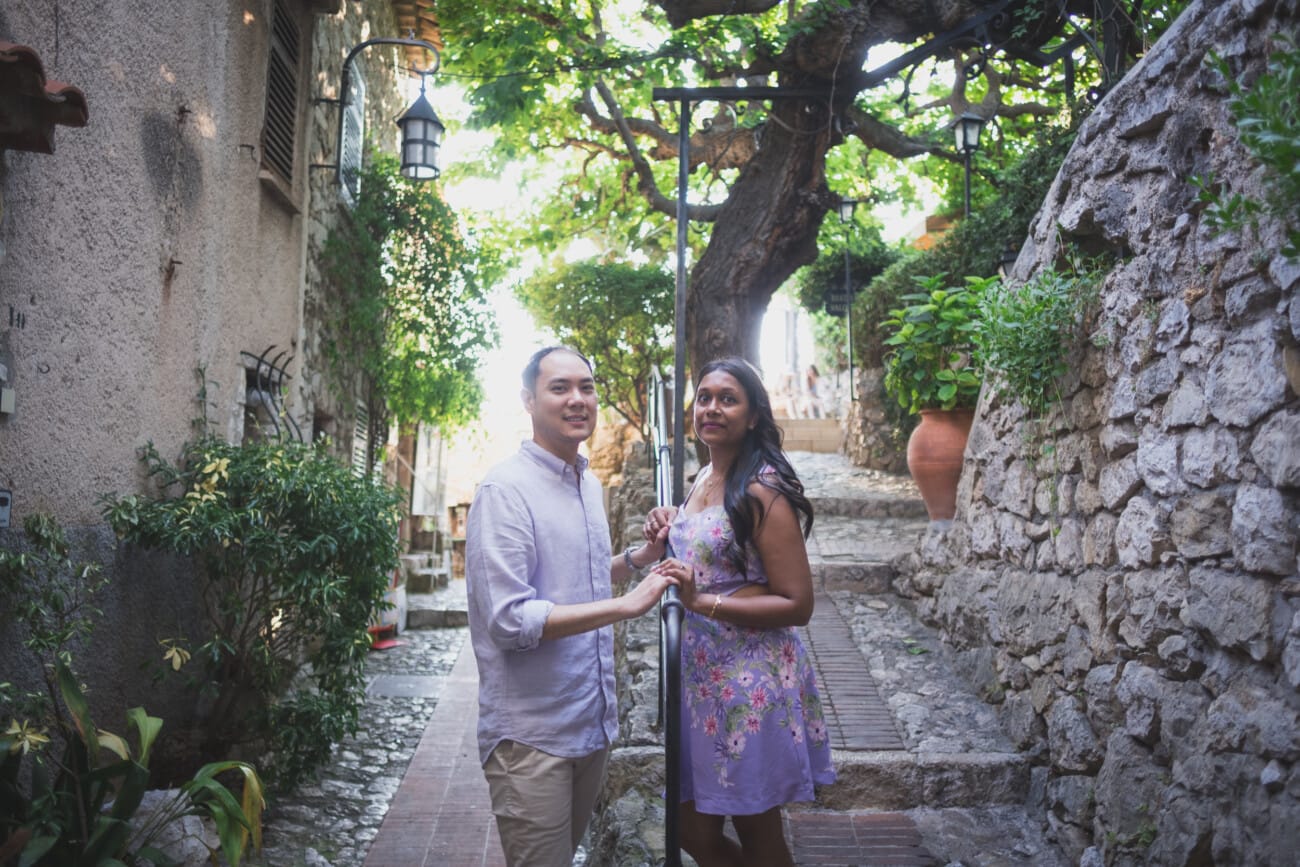 French Riviera romantic proposal with friends 40