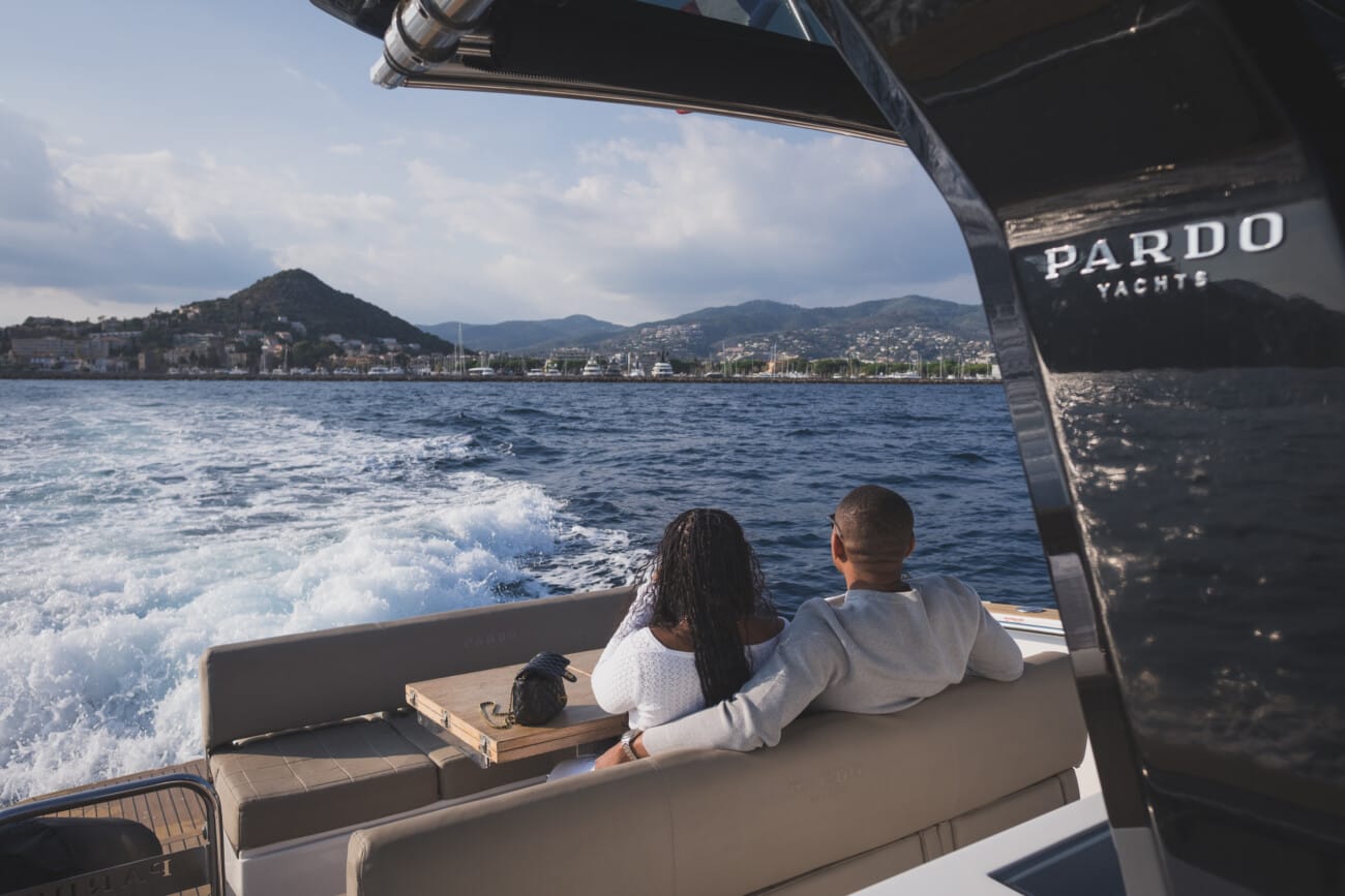 A Romantic Proposal on a Yacht between the Lérins Islands 1 Pardo Yacht on the French Riviera next to Cannes Proposal