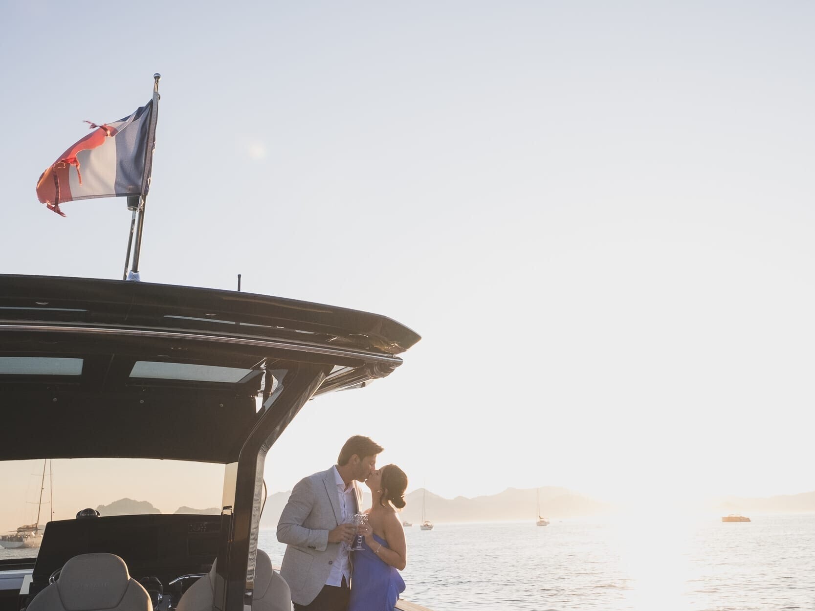 Cannes intimate proposal on a Yacht at sunset, enjoy champagne between Lérins Islands