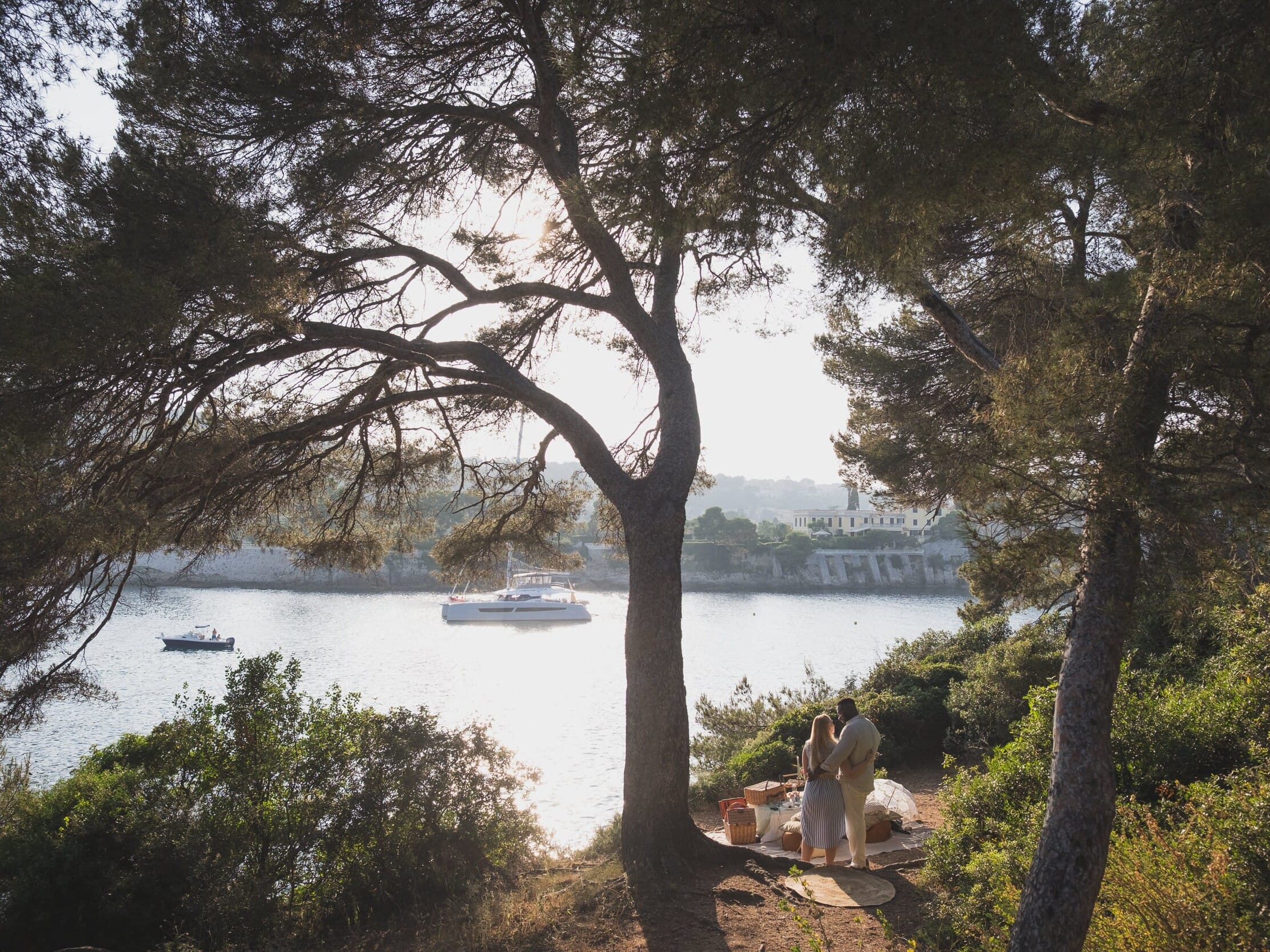 Intimate French Riviera picnic Proposal at sunset in a hidden location of Saint-Jean Cap-Ferrat peninsula 